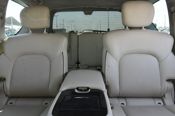 Подержанный Infiniti QX80 I Рестайлинг 3, 5.6 л, 2022 в Шардже от Alfaris Used Cars Синий цвет.  | AUTO.AE