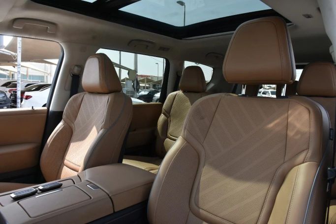 Новый Infiniti QX80 II, 3.5 л, 2025 в Шардже от Alfaris Used Cars Серый цвет. Other | AUTO.AE