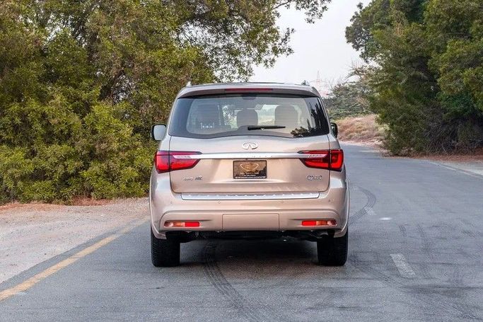 Used Infiniti QX80 I Facelift 3, 5.6 l, 2023 in Sharjah by First Choice Cars, Grey color. GCC Specs | AUTO.AE