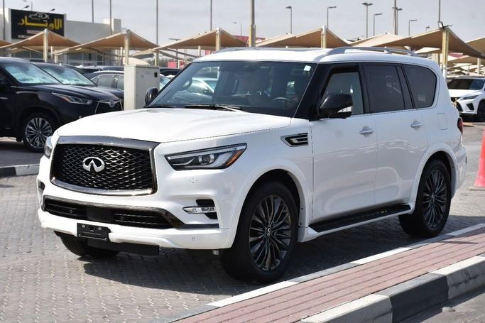 Подержанный Infiniti QX80 I Рестайлинг 3, 5.6 л, 2022 в Шардже от Alfaris Used Cars Белый цвет. Other | AUTO.AE