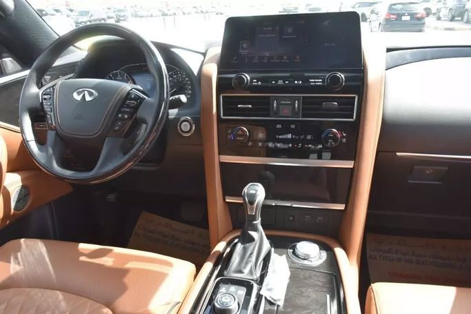 Подержанный Infiniti QX80 I Рестайлинг 3, 5.6 л, 2022 в Шардже от Alfaris Used Cars Синий цвет. Other | AUTO.AE