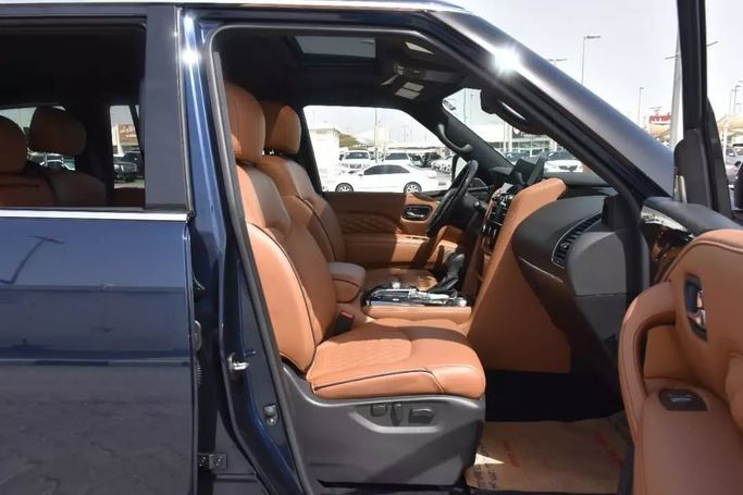 Подержанный Infiniti QX80 I Рестайлинг 3, 5.6 л, 2022 в Шардже от Alfaris Used Cars Синий цвет. Other | AUTO.AE