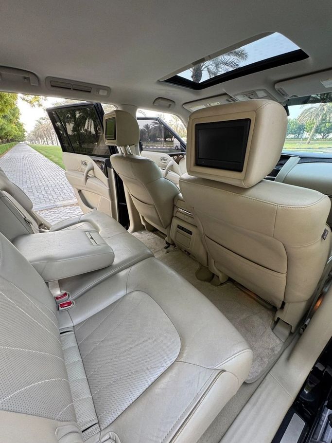 Подержанный Infiniti QX80 I, 5.6 л, 2014 в Шардже от Titanium Used Cars Черный цвет. GCC | AUTO.AE