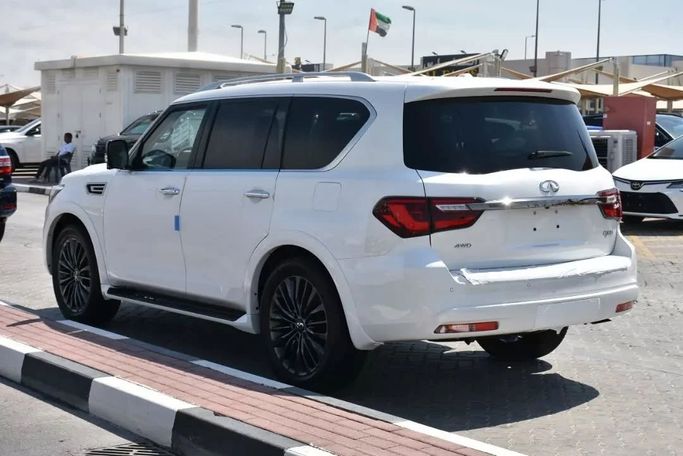 New Infiniti QX80 I Facelift 3, 5.6 l, 2023 in Sharjah by Alfaris Used Cars, White color. Other | AUTO.AE