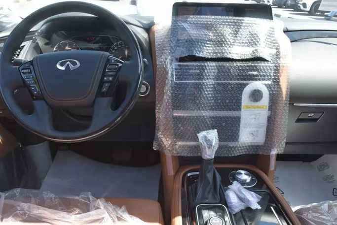 New Infiniti QX80 I Facelift 3, 5.6 l, 2023 in Sharjah by Alfaris Used Cars, Blue color. Other | AUTO.AE