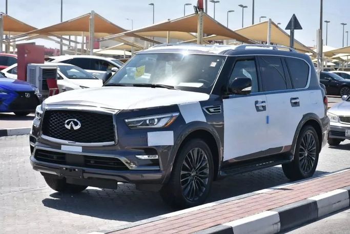 New Infiniti QX80 I Facelift 3, 5.6 l, 2023 in Sharjah by Alfaris Used Cars, Grey color. Other | AUTO.AE