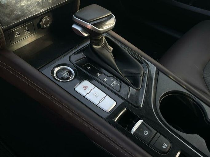 Новый JAC J7 I, 1.5 л, 2023 в Шардже от Al Aram Cars Серый цвет. GCC | AUTO.AE