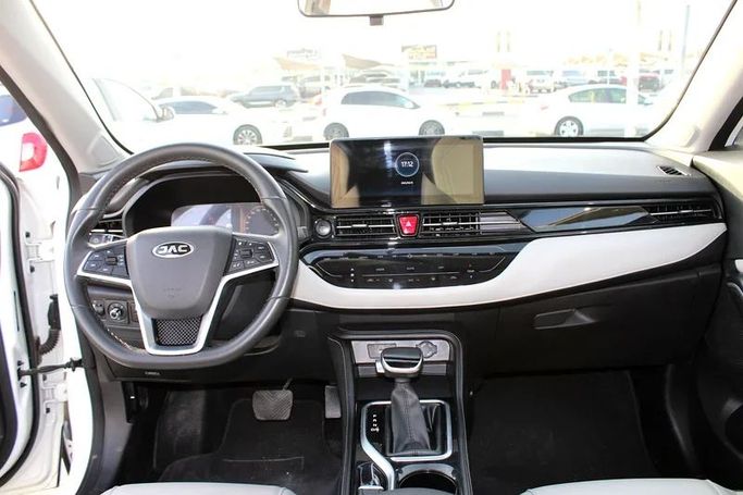 Used JAC JS4, 1.5 l, 2023 in Sharjah by Sama alsaadah Cars, White color. GCC Specs | AUTO.AE