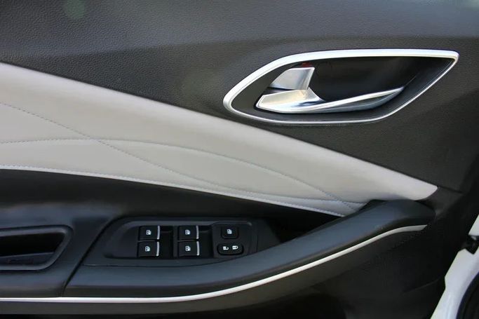 Used JAC JS4, 1.5 l, 2023 in Sharjah by Sama alsaadah Cars, White color. GCC Specs | AUTO.AE