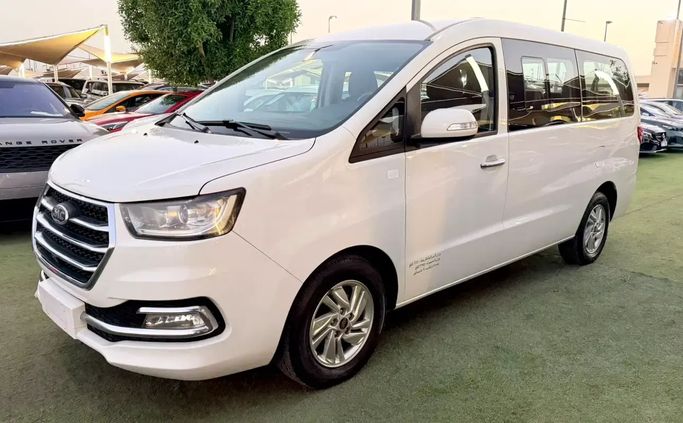 مستعملة JAC M4, 2.0 l, 2022 في في الشارقة من Honey Jidosha Used Cars Tr.، اللون أبيض. مواصفات الخليج | AUTO.AE | إعلان #273182