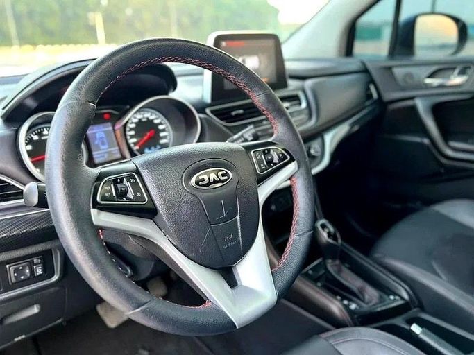 Used JAC S3 I, 1.6 l, 2023 in Sharjah by Al Rukin Al Saudi, Grey color. GCC Specs | AUTO.AE