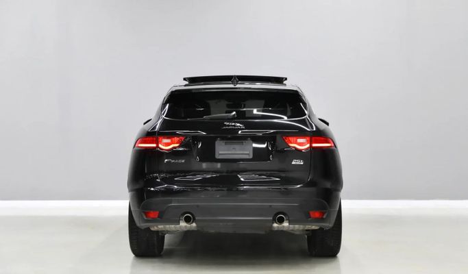 Used Jaguar F-Pace I Facelift, 2.0 l, 2020 in Sharjah by Al Qassem Cars Trading, Black color. Canadian Specs | AUTO.AE