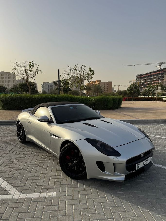 Подержанный Jaguar F-Type S I, 3.0 л, 2014 в Шардже Серебристый цвет. GCC | AUTO.AE | Объявление #249729