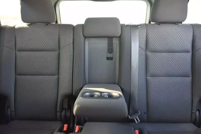 Подержанный Jeep Cherokee V (KL) Рестайлинг, 2.4 л, 2019 в Шардже от Alfaris Used Cars Черный цвет. Other | AUTO.AE