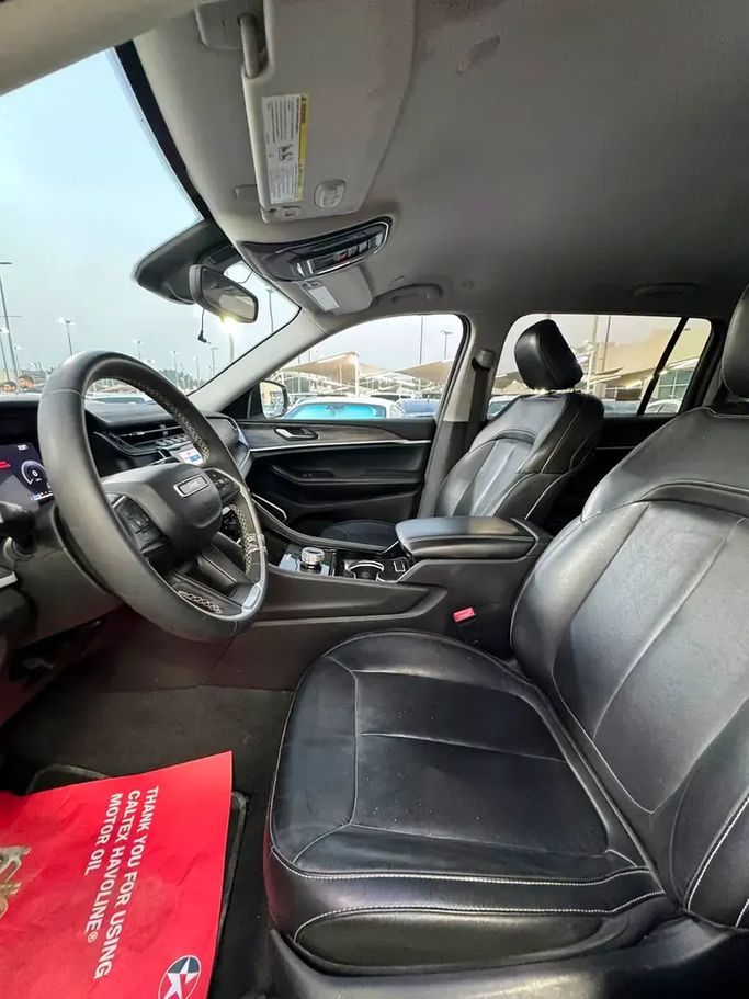 Подержанный Jeep Cherokee V (KL) Рестайлинг, 3.2 л, 2022 в ОАЭ, Шарджа от Rebou Alfakhama Белый цвет. Американская | AUTO.AE | Объявление #295812 — фото 9 из 15