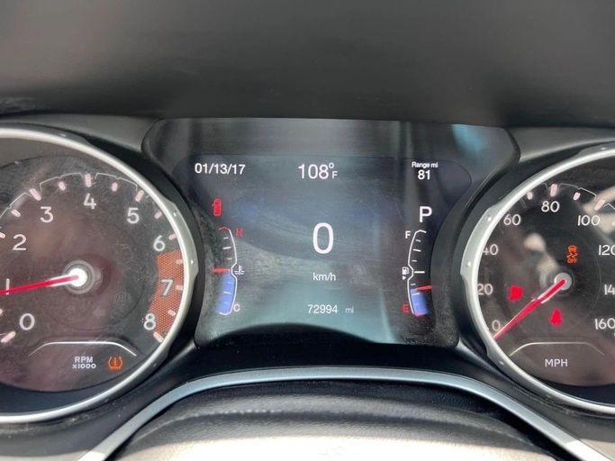 Подержанный Jeep Compass TrailHawk II, 2.4 л, 2019 в Шардже от Tabarak Used Cars Серый цвет. GCC | AUTO.AE