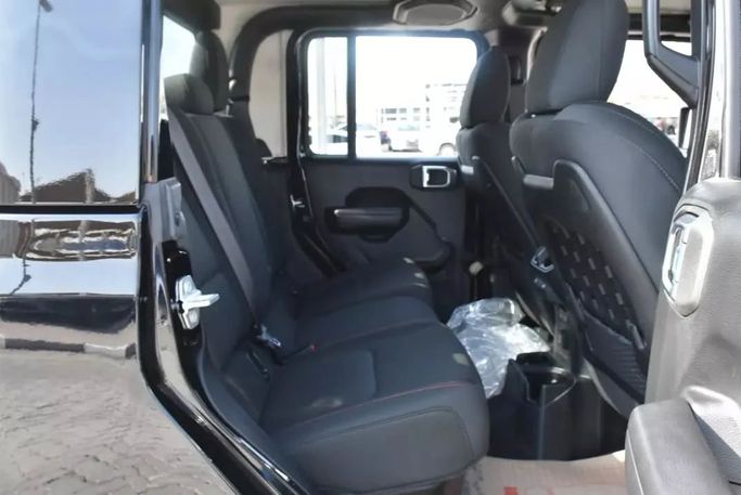 Used Jeep Gladiator II (JT), 3.6 l, 2021 in Sharjah by Alfaris Used Cars, Black color. Other | AUTO.AE