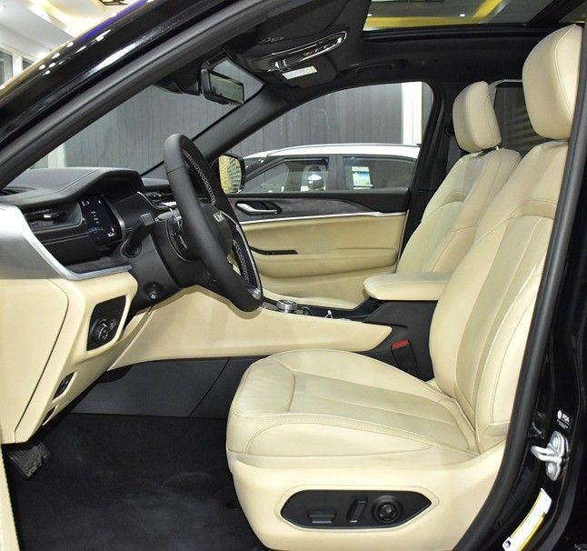 Новый Jeep Grand Cherokee L V (WL), 3.6 л, 2025 в Шардже от Honey Gidosha Used Cars Tr. Черный цвет.  | AUTO.AE