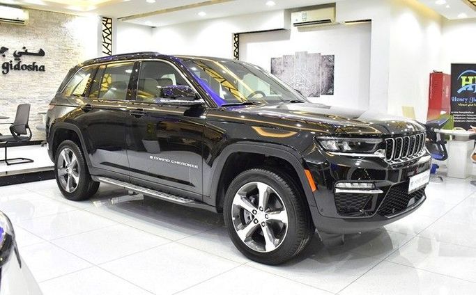 Новый Jeep Grand Cherokee L V (WL), 3.6 л, 2025 в Шардже от Honey Gidosha Used Cars Tr. Черный цвет.  | AUTO.AE