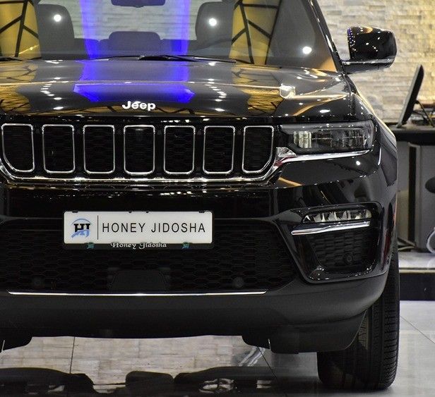Новый Jeep Grand Cherokee L V (WL), 3.6 л, 2025 в Шардже от Honey Gidosha Used Cars Tr. Черный цвет.  | AUTO.AE
