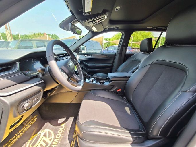 Used Jeep Grand Cherokee V (WL), 5.7 l, 2024 in Sharjah by MK Cars, White color. American Specs | AUTO.AE