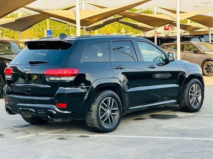 Used Jeep Grand Cherokee IV (WK2) Facelift, 5.7 l, 2017 in Sharjah by Nour Alnukhba Motors, Black color. American Specs | AUTO.AE