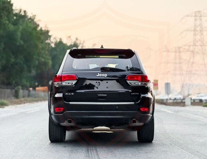 Used Jeep Grand Cherokee IV (WK2) Facelift, 3.6 l, 2021 in Sharjah by Al Sayed Khamis Used Auto Trading, Black color. GCC Specs | AUTO.AE