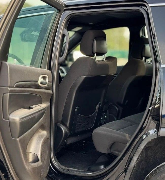 Подержанный Jeep Grand Cherokee IV (WK2) Рестайлинг, 3.6 л, 2021 в Шардже от Al Sayed Khamis Used Auto Trading Черный цвет. GCC | AUTO.AE