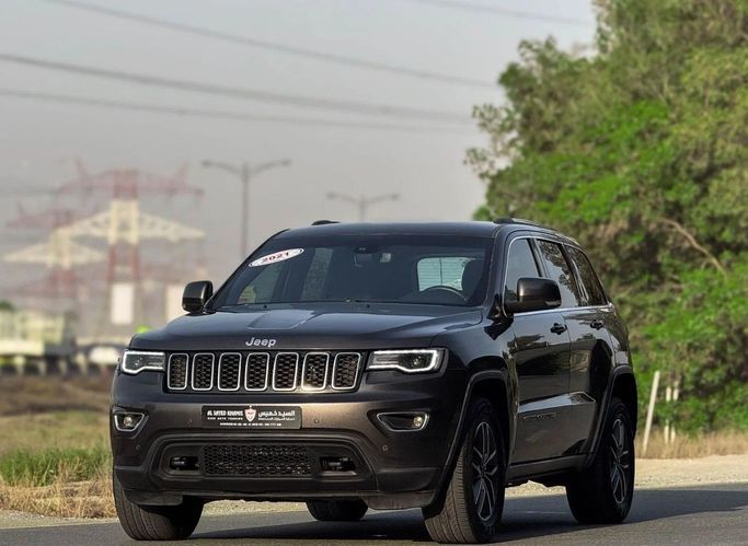 Подержанный Jeep Grand Cherokee IV (WK2) Рестайлинг, 3.6 л, 2021 в Шардже от Al Sayed Khamis Used Auto Trading Серый цвет. GCC | AUTO.AE