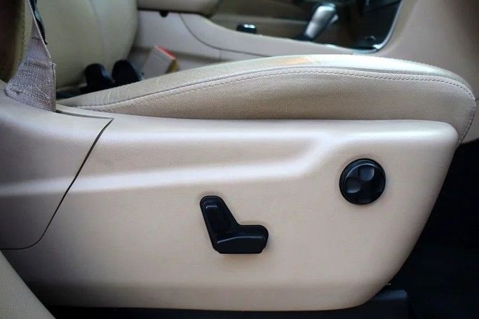 Подержанный Jeep Grand Cherokee IV (WK2) Рестайлинг, 3.6 л, 2018 в Шардже от Al Rukin Al Saudi Серый цвет. GCC | AUTO.AE