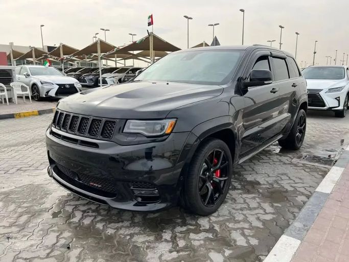 Used Jeep Grand Cherokee SRT IV (WK2) Facelift, 6.4 l, 2019 in Sharjah by Alfaris Used Cars, Black color. Other | AUTO.AE