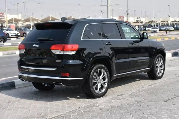 Подержанный Jeep Grand Cherokee IV (WK2) Рестайлинг, 5.7 л, 2020 в Шардже от Alfaris Used Cars Черный цвет. Other | AUTO.AE