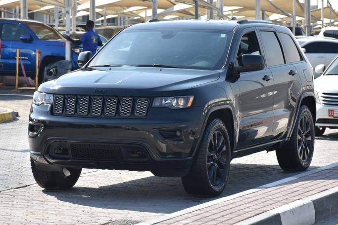 Used Jeep Grand Cherokee IV (WK2) Facelift, 3.6 l, 2019 in Sharjah by Alfaris Used Cars, Black color. Other | AUTO.AE