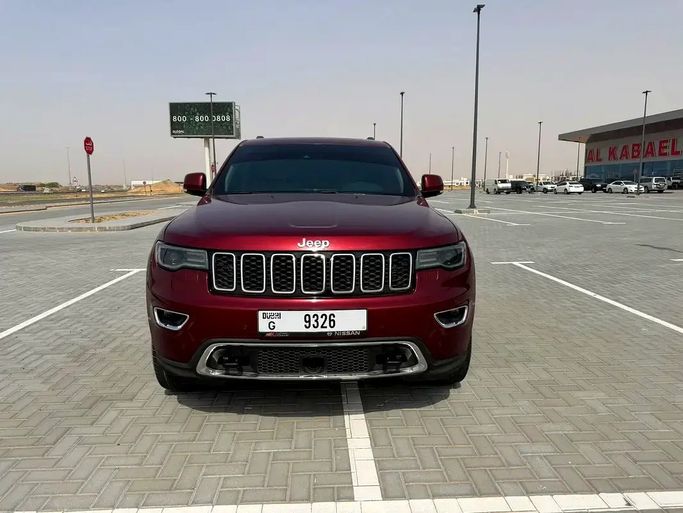 مستعملة Jeep Grand Cherokee عملية فيس ليفت IV (WK2), 3.0 l, 2021 في في الإمارات, الشارقة من Al Nabeel Used Cars، اللون أحمر. مواصفات الخليج | AUTO.AE | إعلان #279197