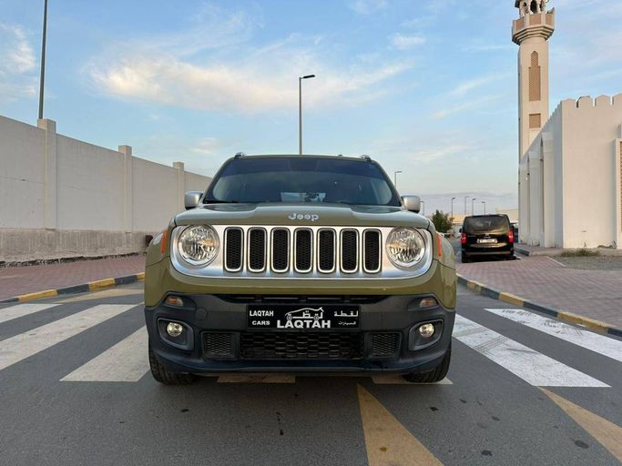 Подержанный Jeep Renegade Trackhawk I, 2.4 л, 2015 в Шардже от Laqtah Used Cars Бирюзовый цвет. GCC | AUTO.AE