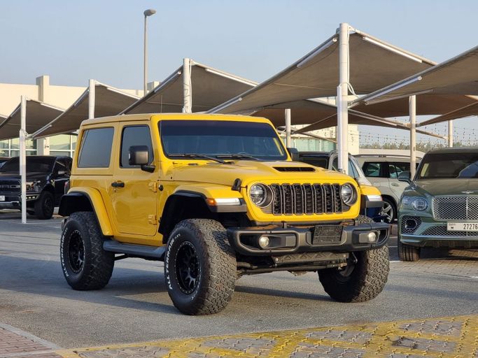 Used Jeep Wrangler IV (JL), 2.0 l, 2018 in Sharjah, Yellow color. GCC Specs | AUTO.AE