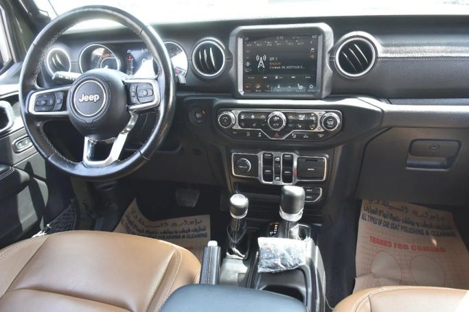 Used Jeep Wrangler IV (JL), 3.0 l, 2021 in Sharjah by Alfaris Used Cars, Green color. Other | AUTO.AE