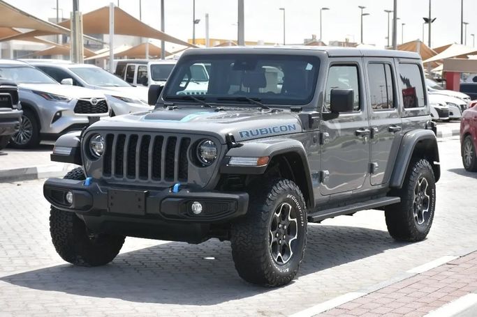 Подержанный Jeep Wrangler IV (JL), 2.0 л, 2021 в Шардже от Alfaris Used Cars Серый цвет. Other | AUTO.AE
