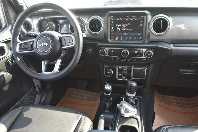 Used Jeep Wrangler IV (JL), 2.0 l, 2023 in Sharjah by Alfaris Used Cars, Grey color. Other | AUTO.AE