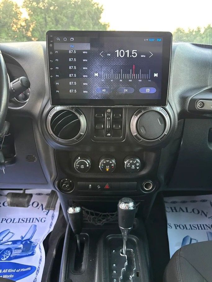 Used Jeep Wrangler IV (JL), 3.6 l, 2018 in Sharjah by Almasar Used Cars, Beige color. GCC Specs | AUTO.AE