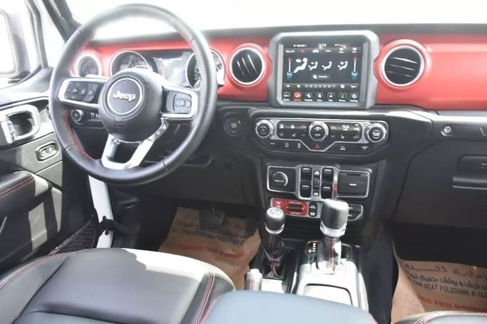 Used Jeep Wrangler IV (JL), 3.6 l, 2022 in Sharjah by Alfaris Used Cars, White color. Other | AUTO.AE