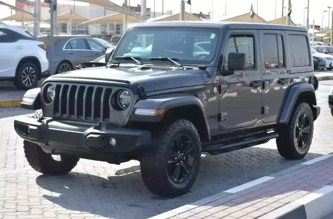 Used Jeep Wrangler IV (JL), 3.6 l, 2020 in Sharjah by Alfaris Used Cars, Grey color. Other | AUTO.AE