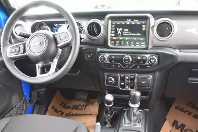 Used Jeep Wrangler IV (JL), 3.6 l, 2023 in Sharjah by Alfaris Used Cars, Blue color. Other | AUTO.AE