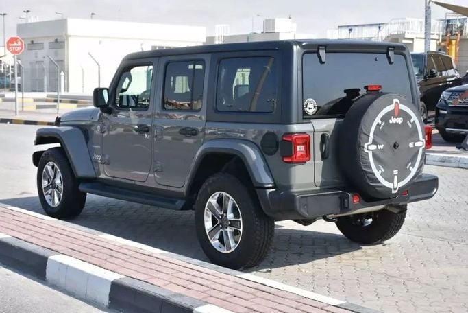 Used Jeep Wrangler IV (JL), 3.6 l, 2021 in Sharjah by Alfaris Used Cars, Grey color. Other | AUTO.AE