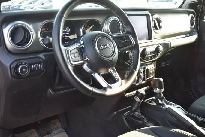 Used Jeep Wrangler IV (JL), 2.0 l, 2021 in Sharjah by Alfaris Used Cars, Black color. Other | AUTO.AE
