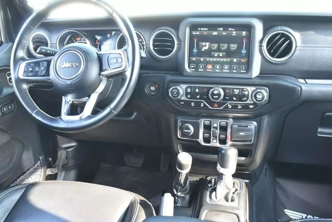 Used Jeep Wrangler IV (JL), 2.0 l, 2020 in Sharjah by Alfaris Used Cars, Black color. Other | AUTO.AE