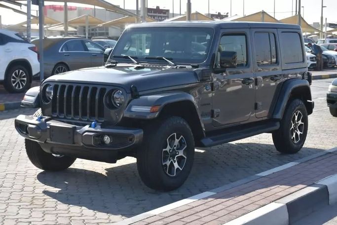Used Jeep Wrangler IV (JL), 2.0 l, 2021 in Sharjah by Alfaris Used Cars, Grey color. Other | AUTO.AE