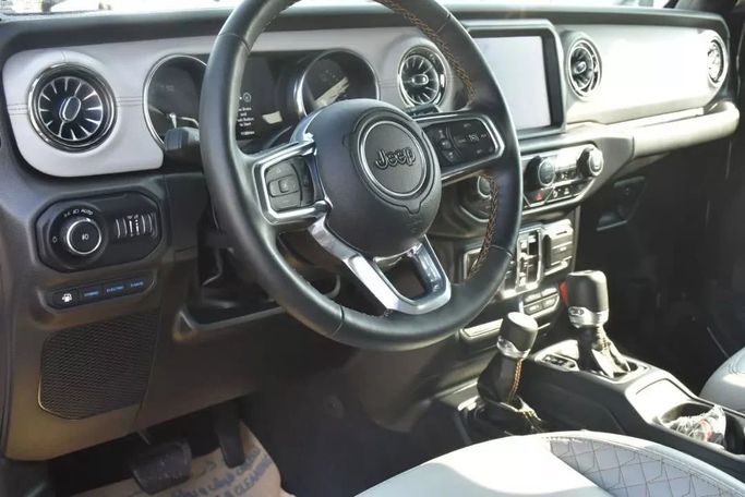 Used Jeep Wrangler IV (JL), 2.0 l, 2022 in Sharjah by Alfaris Used Cars, Black color. Other | AUTO.AE