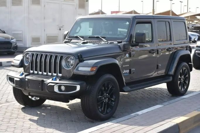 Used Jeep Wrangler IV (JL), 2.0 l, 2022 in Sharjah by Alfaris Used Cars, Grey color. Other | AUTO.AE