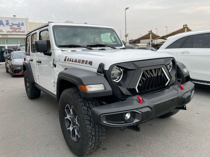 Used Jeep Wrangler IV (JL), 6.4 l, 2021 in Sharjah by Daira Used Cars, White color. American Specs | AUTO.AE